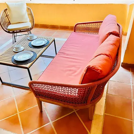 Apartment Stylish Reformed 1 Bedroom! Marbella